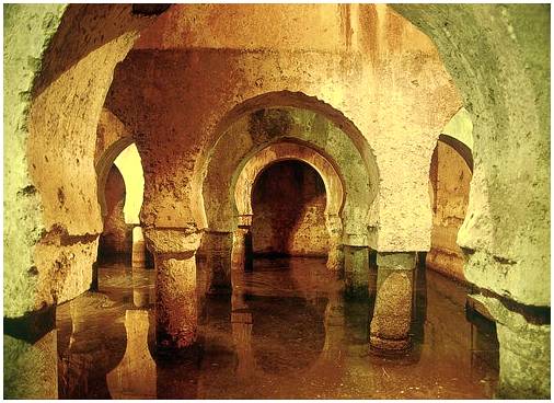 Касерес в Эстремадуре: прекрасный объект всемирного наследия