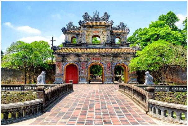 Откройте для себя Хюэ: сокровище в самом сердце Вьетнама.