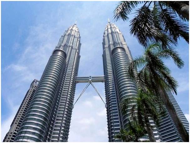 Диковинки башен Петронас в Куала-Лумпуре