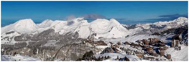 Проведите отпуск на лыжах в Морзине.
