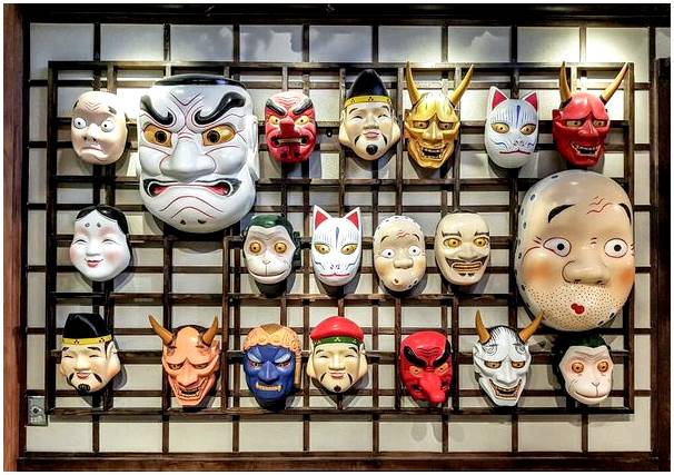 Значение японских масок