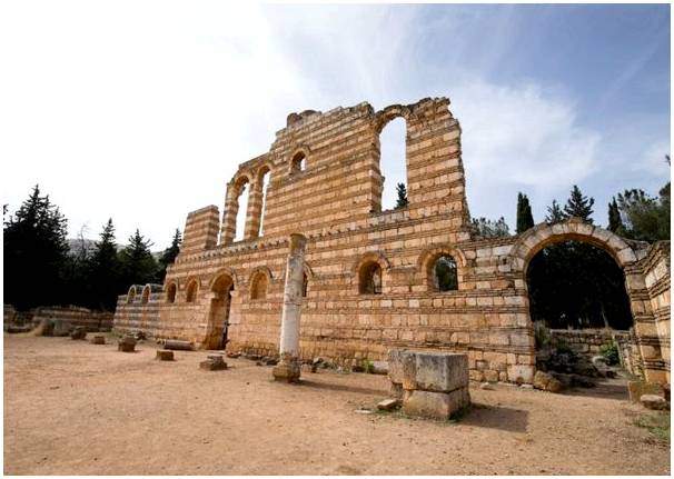 Руины Анджара: захватывающий археологический памятник