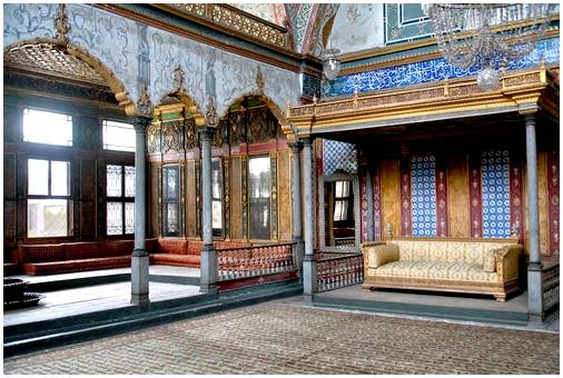 Дворец Топкапы, турецкая красота в Стамбуле