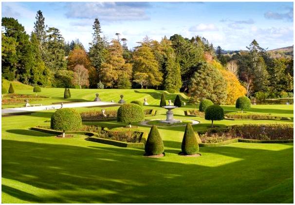 Пауэрскорт в Ирландии и его прекрасные сады