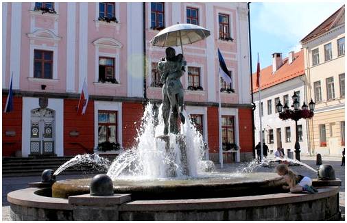 Тарту, впечатляющий университетский город
