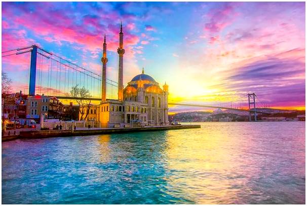 Где увидеть лучшие закаты в Стамбуле