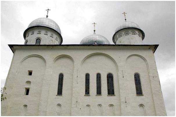 Юрьев монастырь, старейший в России