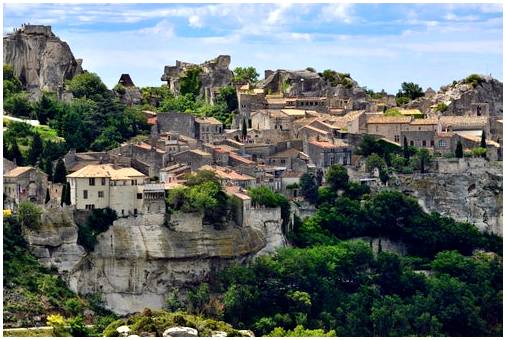 7 великолепных деревень во Франции