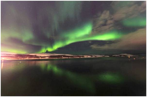 Северное сияние в Исландии: когда его можно увидеть?