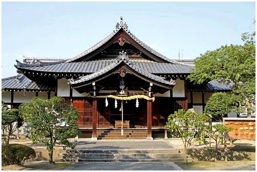 Красивый маршрут 88 храмов Японии