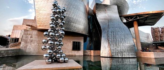 Музей Гуггенхайма в Бильбао: архитектура и особенности